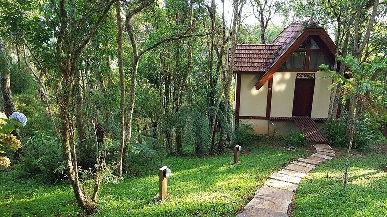 Chalet Coruja Listrada - Ninho das aves